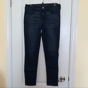 AMERICAN EAGLE DARK WASH JEGGING SIZE 10 REGULAR
